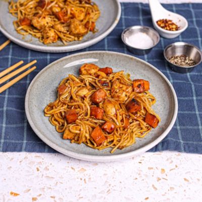 Sriracha Chicken Mee Goreng