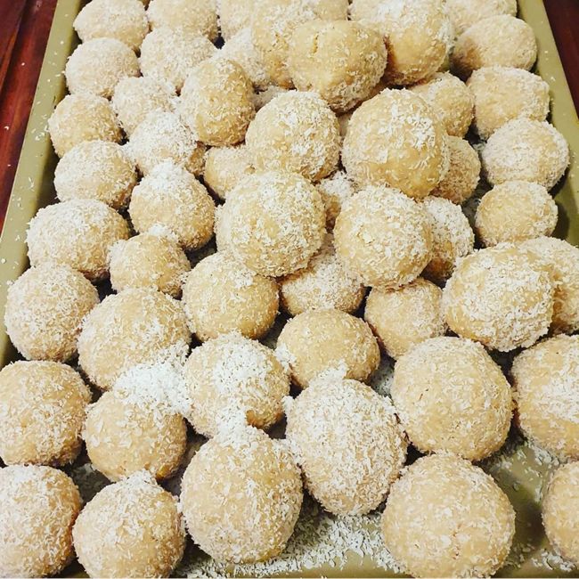 Caramilk balls