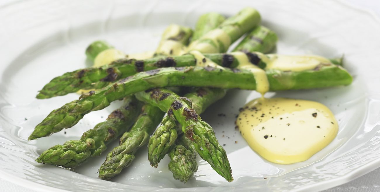 Pangrilled Asparagus With Hollandaise Recipe Woolworths