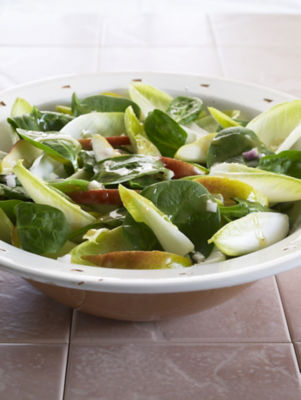 Spinach, Pear & Endive Salad