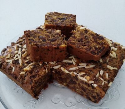 3 Ingredients Fruit Cake