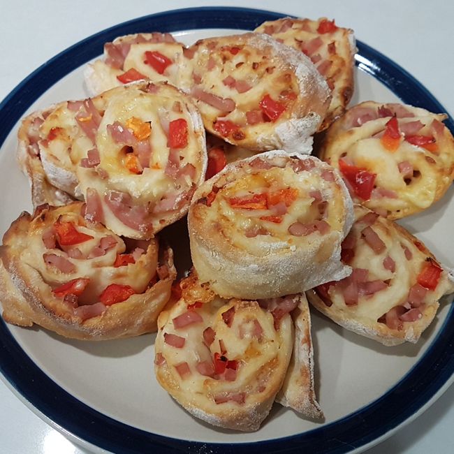 Pizza Pastry Rolls