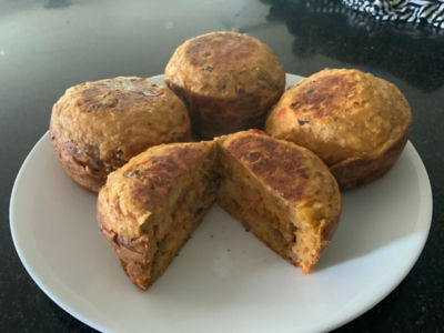 BOLOGNESE MUFFINS (made in pie maker)