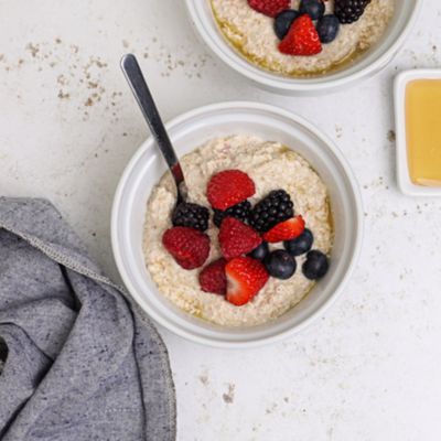 Vegan Vanilla & Berry Overnight Oats