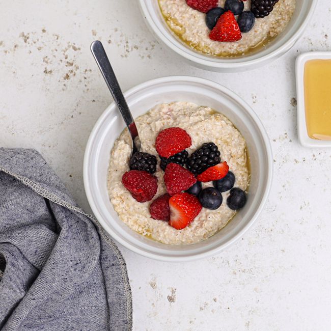 Vanilla & Berry Overnight Oats