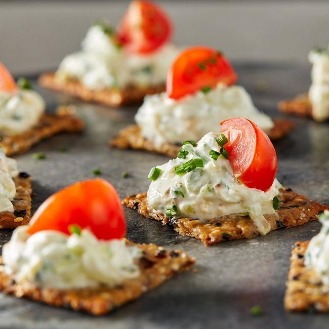 Vegan Tzatziki Bites