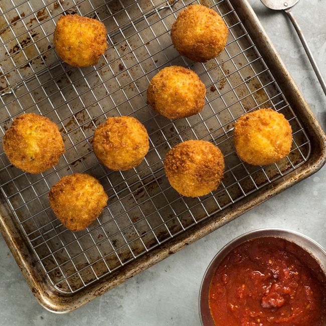 Arancini (Risotto Balls) With Panko Breadcrumbs