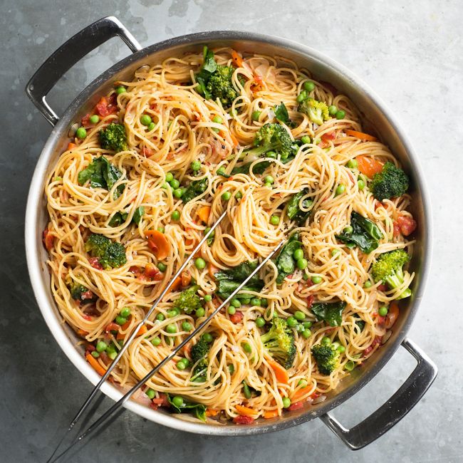 One-pan Pasta Primavera With Broccoli, Spinach, & Peas