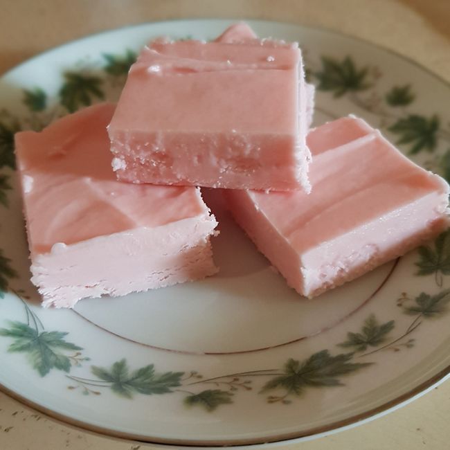 2 Ingredient Strawberry Fudge