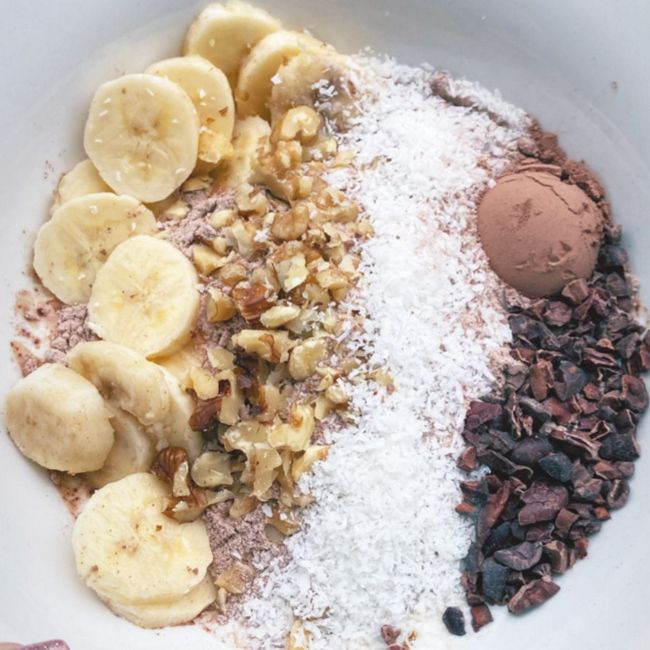 Banana Cacao Yoghurt Bowl