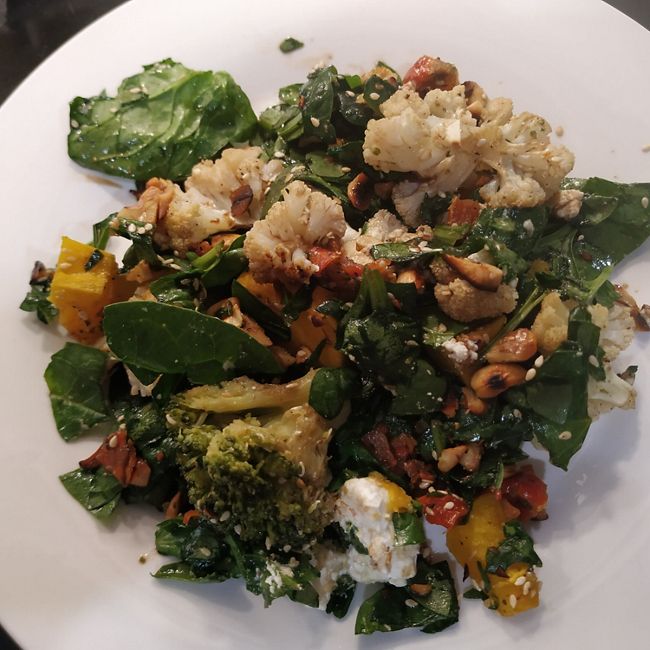 Roasted Pumpkin, Spinach And Cashew Salad
