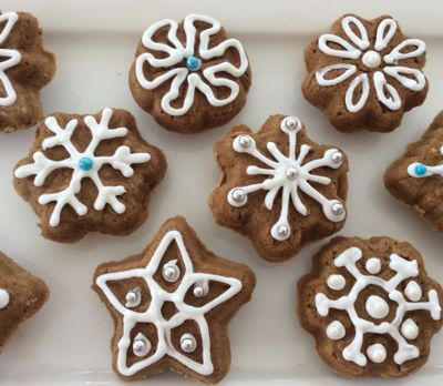 Christmas Gingerbread Snowflakes