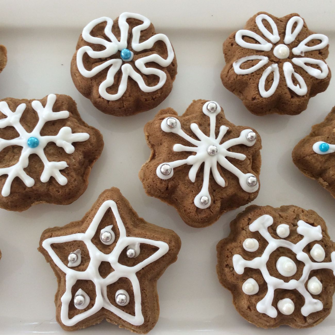 Christmas Gingerbread Snowflakes